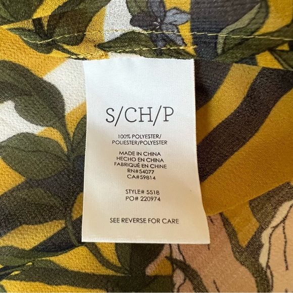 2/$30 CAbi Women's Yellow Golden Mustard Floral Blouse - Picture 7 of 7